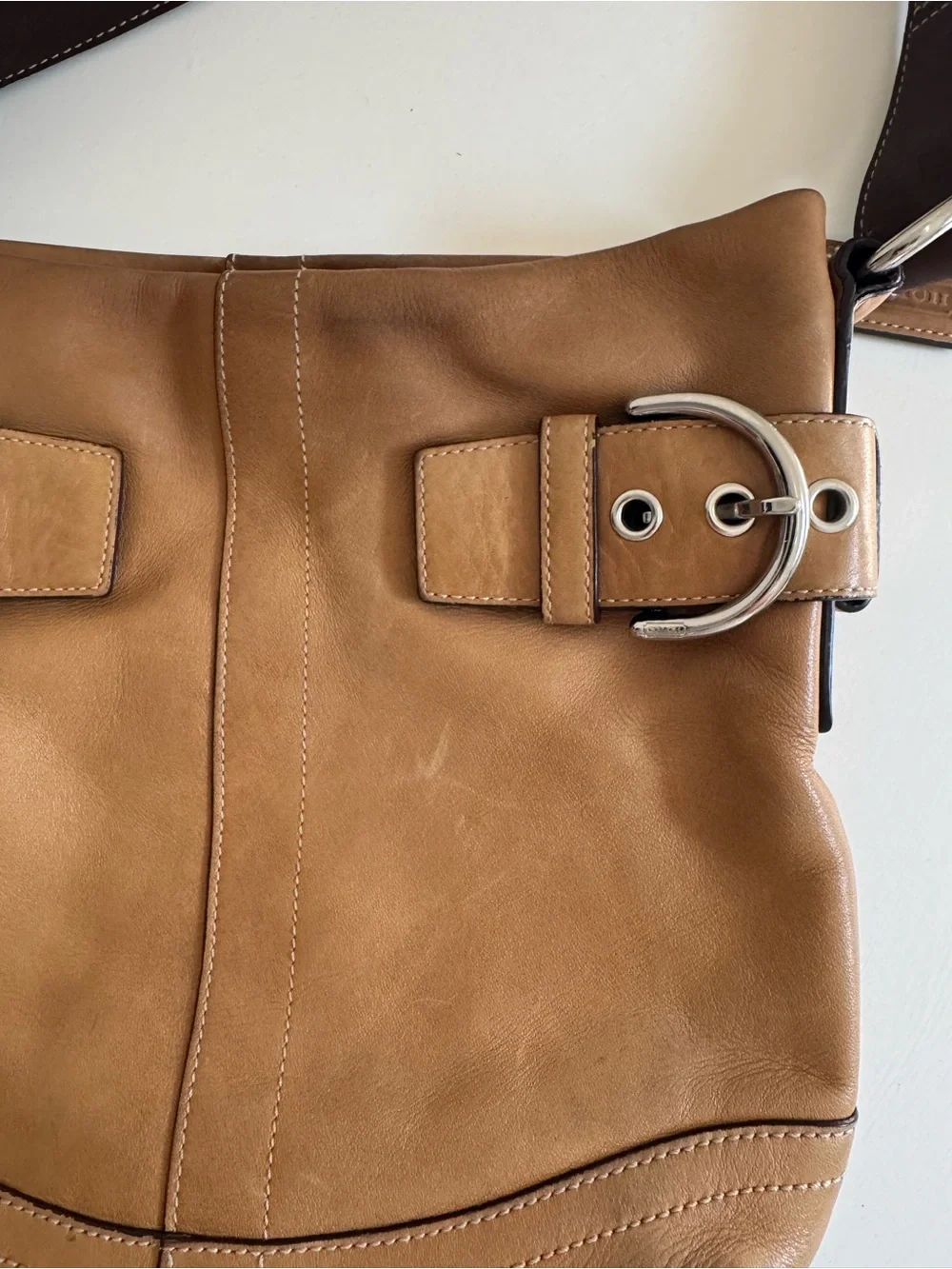 Vintage Coach Tan Leather Crossbody Shoulder Bag